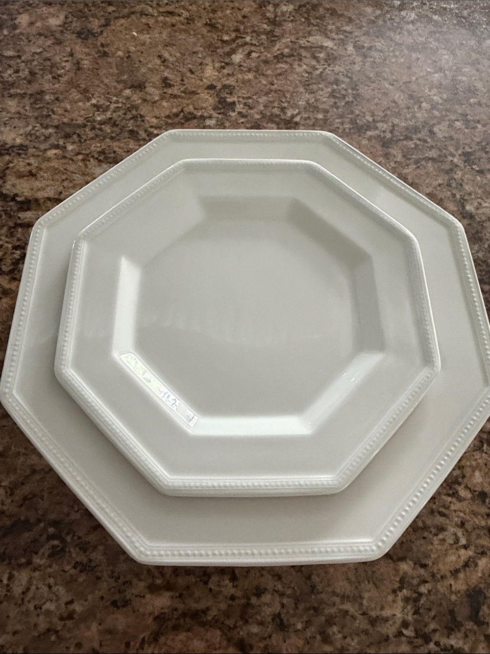 Johnson Bros. Heritage White set of 1 dinner & 1 salad plate octagon shape bead